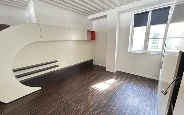 LOFt 2 pièces – 74m²