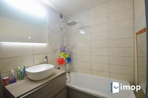 Centre ville appartement familial T4 de 85m2 beau potentiel