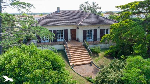 Maison à vendre 295 000 € Eaunes 6 p 171 m² DPE D