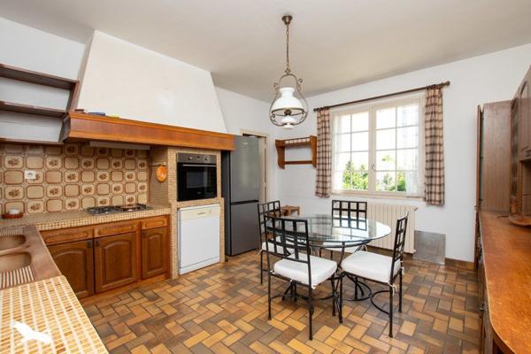 Maison à vendre 295 000 € Eaunes 6 p 171 m² DPE D