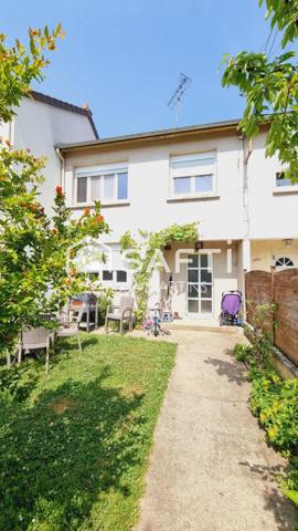 Maison familiale avec 3 chambres et jardin à 3 mn à pieds de la gare de Massy Palaiseau