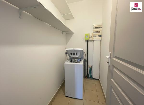 VILLA DE PLAIN-PIED SUR 1 200 M² DE TERRAIN AVEC FORT POTENTIEL D'ÉVOLUTION
