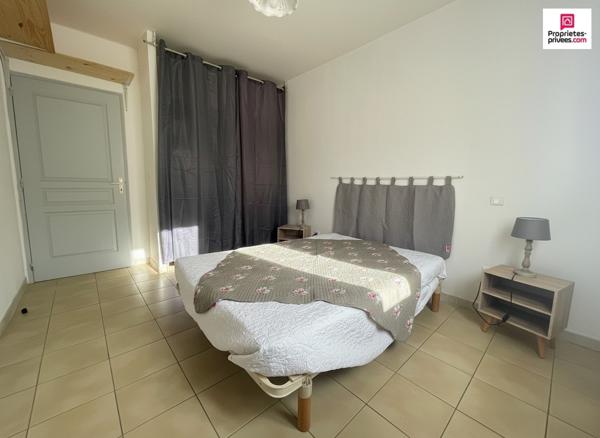 VILLA DE PLAIN-PIED SUR 1 200 M² DE TERRAIN AVEC FORT POTENTIEL D'ÉVOLUTION