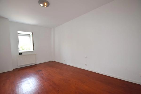 Dpt Haut-Rhin (68), à vendre MULHOUSE appartement T3   de 92 m2
