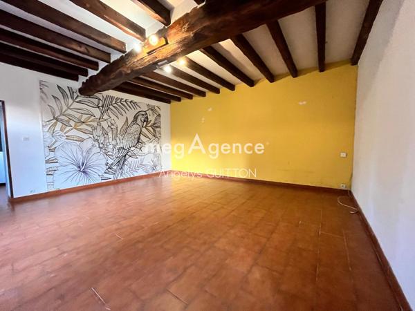 Maison à Montval-sur-Loir, 72500 - 6 pièces 160m²