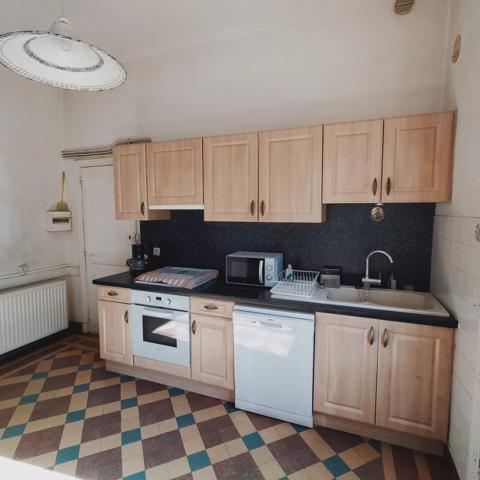 maison de ville thiers 63300