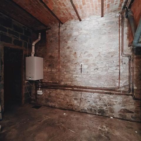 maison de ville thiers 63300