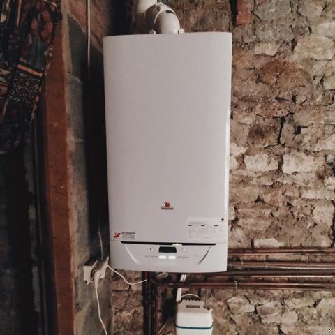 maison de ville thiers 63300