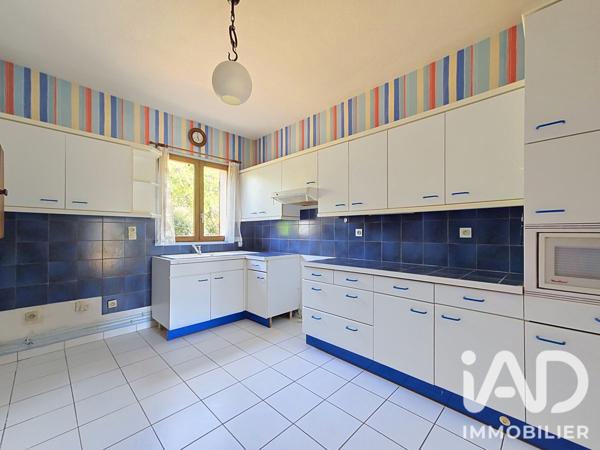 Maison à vendre 6 pièces 108 m² Mandres-les-Roses