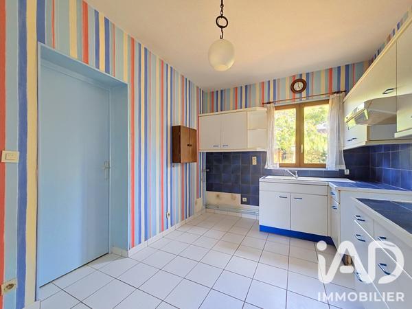 Maison à vendre 6 pièces 108 m² Mandres-les-Roses