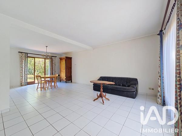 Maison à vendre 6 pièces 108 m² Mandres-les-Roses