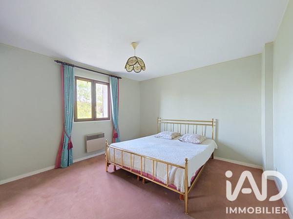 Maison à vendre 6 pièces 108 m² Mandres-les-Roses