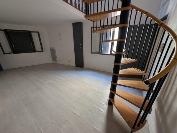 IMMEUBLE NARBONNE 4 APPARTEMENTS VIDES