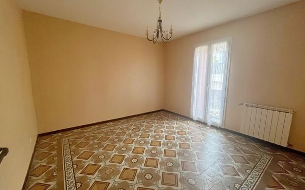 Maison à vendre    7 pièces •  Agde