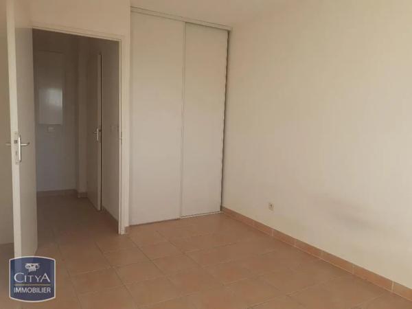 Appartement à louer 3 pièces 54.38m² Saint-Gilles (30800)
