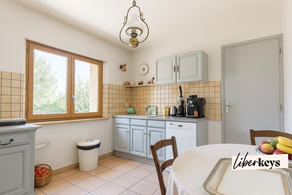 Propriété d’exception à Oraison – Maison de maître avec dépendances, piscine et plus de 2 hectares de terrain arboré