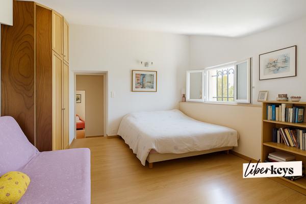 Propriété d’exception à Oraison – Maison de maître avec dépendances, piscine et plus de 2 hectares de terrain arboré