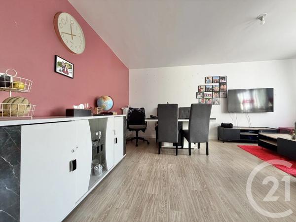 Appartement F3 à vendre  3 pièces - 63 m 2   VILLETANEUSE  - 93
