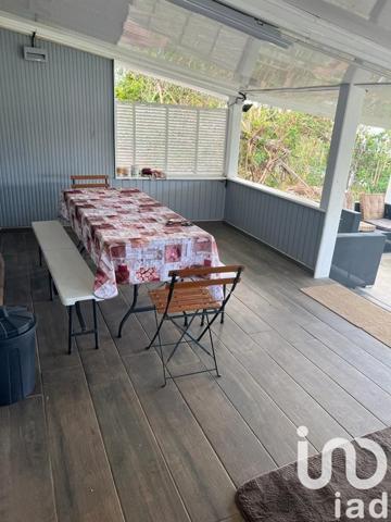 Maison 4 pièces de 90 m² à Sainte-Marie (97438)