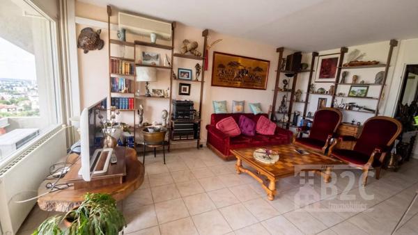 A VENDRE T5 + GARAGE+CAVE SUR GRENOBLE
