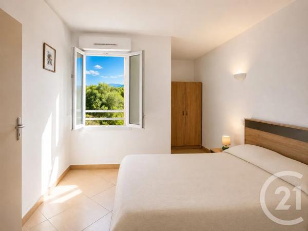 Appartement F3 à vendre  3 pièces - 56,84 m 2   ST FLORENT  - 202