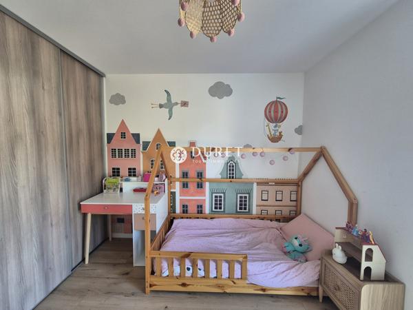 Une maison cossue et pérenne!