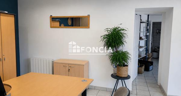 À vendre Local commercial 29.83 m² - Uzès 30700