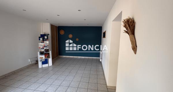 À vendre Local commercial 29.83 m² - Uzès 30700