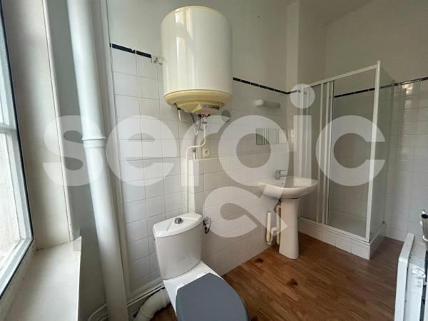Location 1 Pieces 33 80000 Amiens 25 1690 01 0003