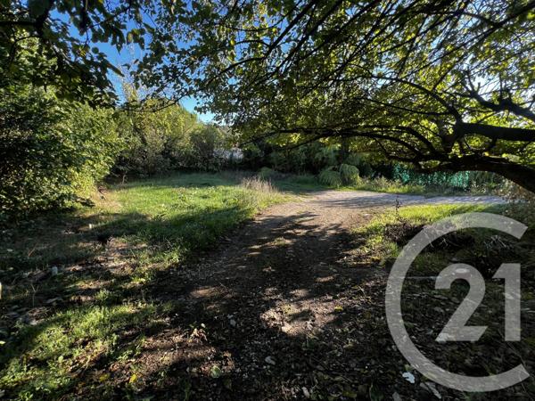 Immeuble à vendre  160 m2 ST JULIEN LES ROSIERS - 30