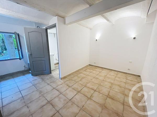 Immeuble à vendre  160 m2 ST JULIEN LES ROSIERS - 30