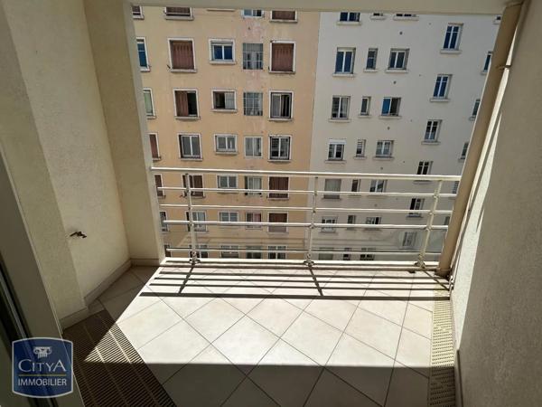 Appartement à louer 3 pièces 60m² Toulon (83200)