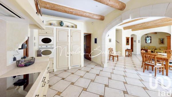 Maison à vendre 5 pièces 139 m² Cabrières-d'Avignon