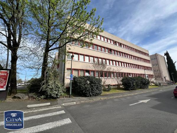 Vente local professionnel 360m²