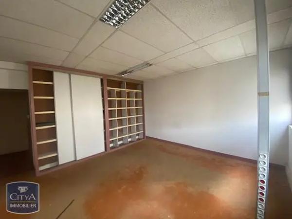 Vente local professionnel 360m²