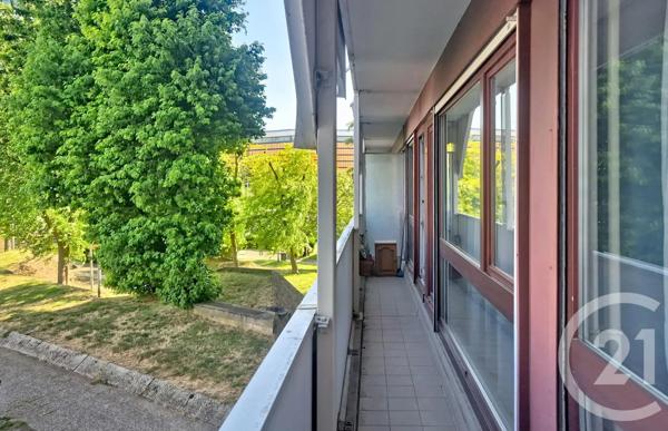 Appartement F4 à vendre  4 pièces - 81 m 2   CRETEIL  - 94