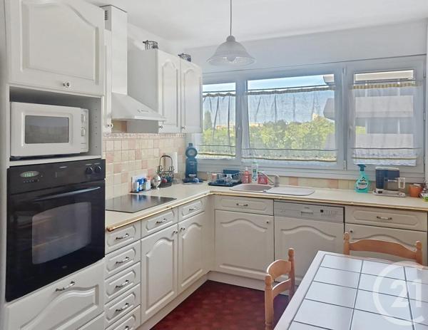 Appartement F4 à vendre  4 pièces - 81 m 2   CRETEIL  - 94