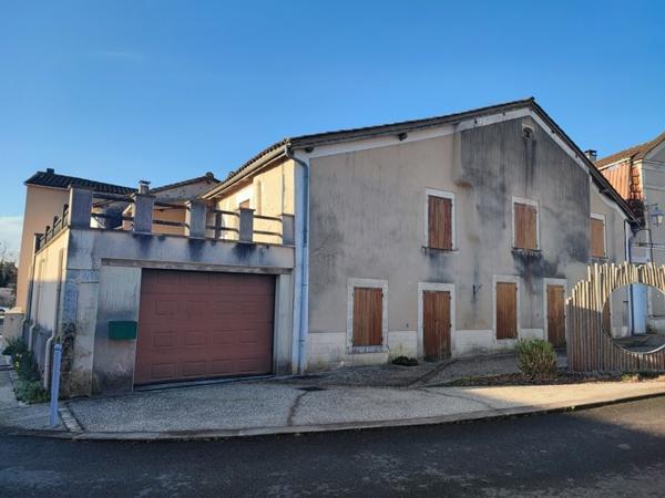 Maison à vendre |  Brossac |  6 pièces | 176 m²
