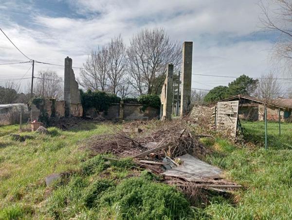 Maison à vendre |  Laruscade |  9 pièces | 235 m²