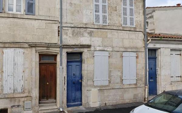 Appartement à louer    2 pièces • 46 m2 Rochefort