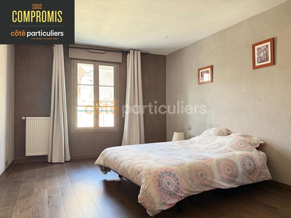 Vente
                Maison88 m² - 4 Pièces -
                    LAVAL (53000)
