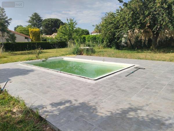 Pavillon à vendre à Vouillé dans les Deux-Sèvres (79230), ref : 79003/299