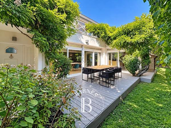 Nogent-sur-Marne, Maison 5 Chambres -  263 m² à vendre