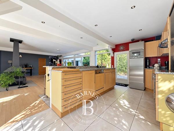 Nogent-sur-Marne, Maison 5 Chambres -  263 m² à vendre