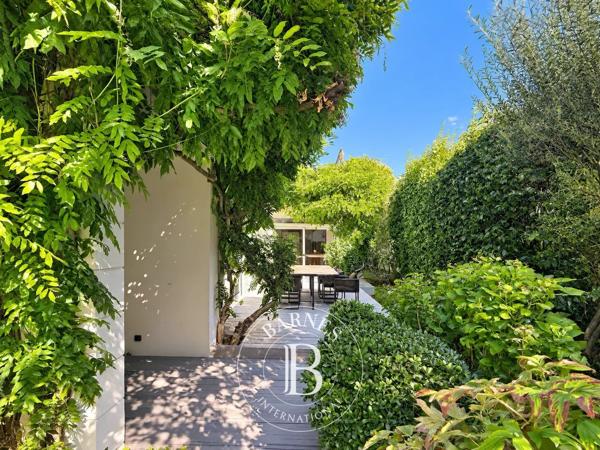 Nogent-sur-Marne, Maison 5 Chambres -  263 m² à vendre