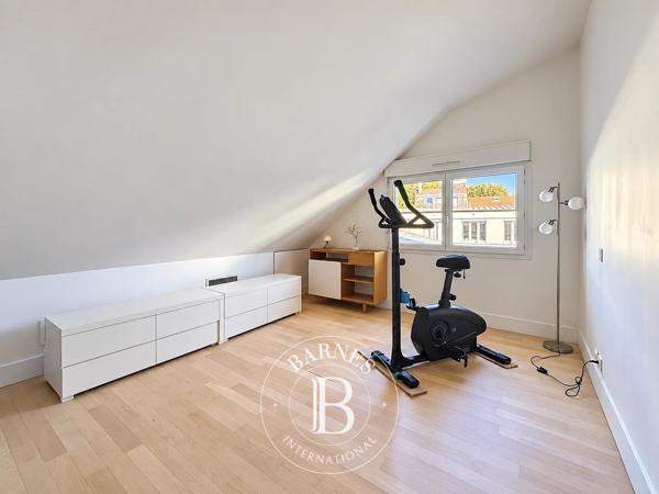 Nogent-sur-Marne, Maison 5 Chambres -  263 m² à vendre