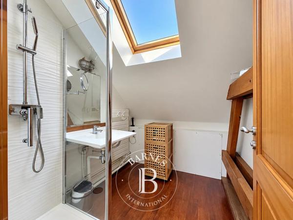 Nogent-sur-Marne, Maison 5 Chambres -  263 m² à vendre