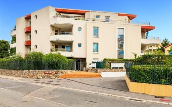 Appartement à vendre    3 pièces •  Saint-Laurent-du-Var