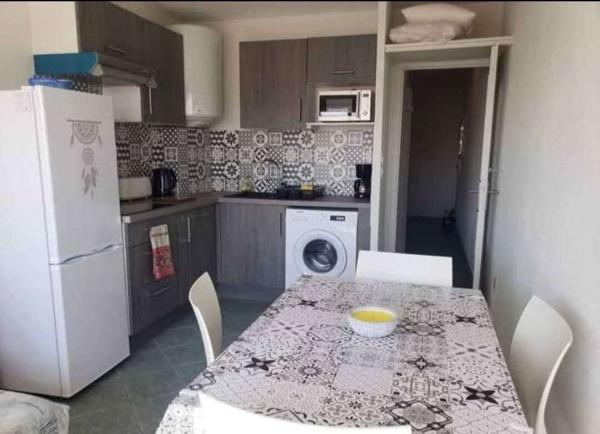 Appartement Frontignan 2 pièce(s) 29 m2 FRONTIGNAN PLAGE 34110