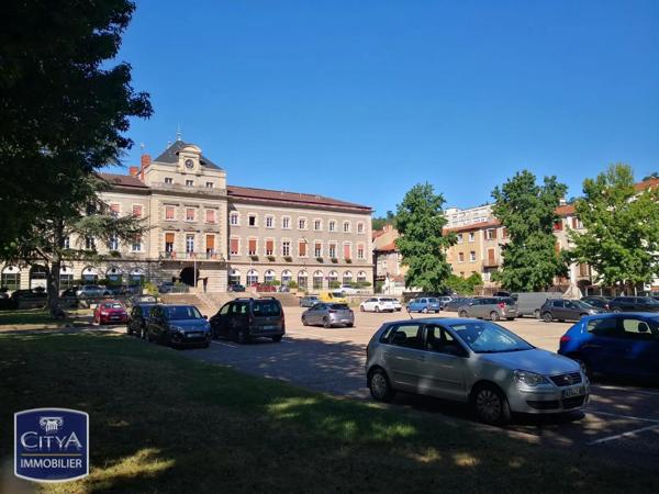 Parking à vendre 117m² Rive-de-Gier (42800)